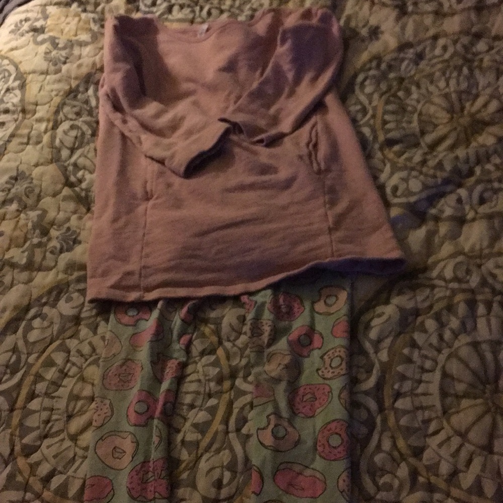 Leggings and long sleeve T-shirt